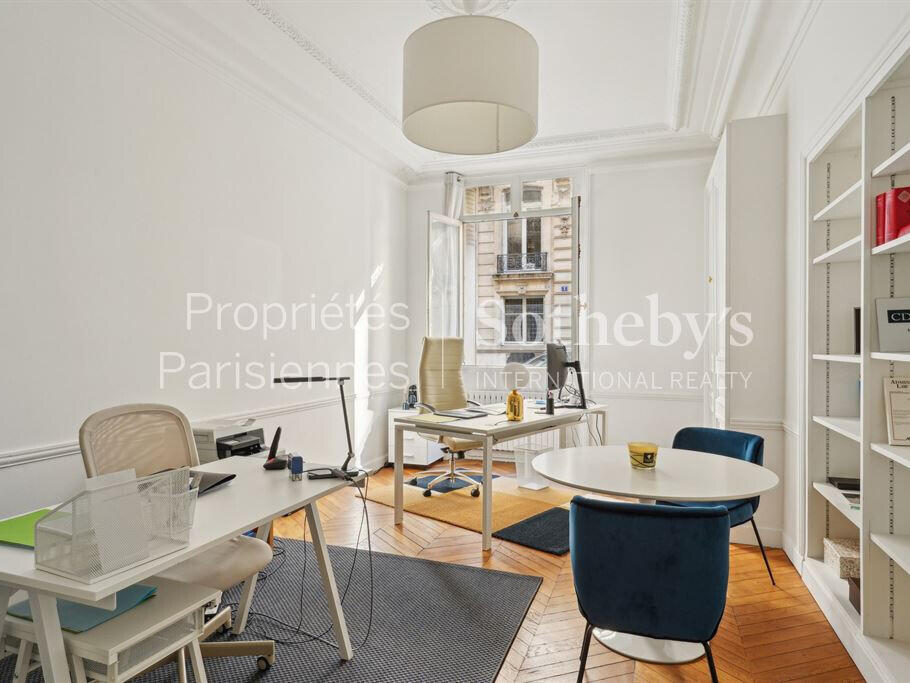 Apartment Paris 7e