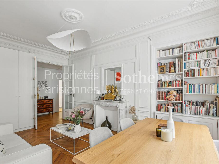 Apartment Paris 7e