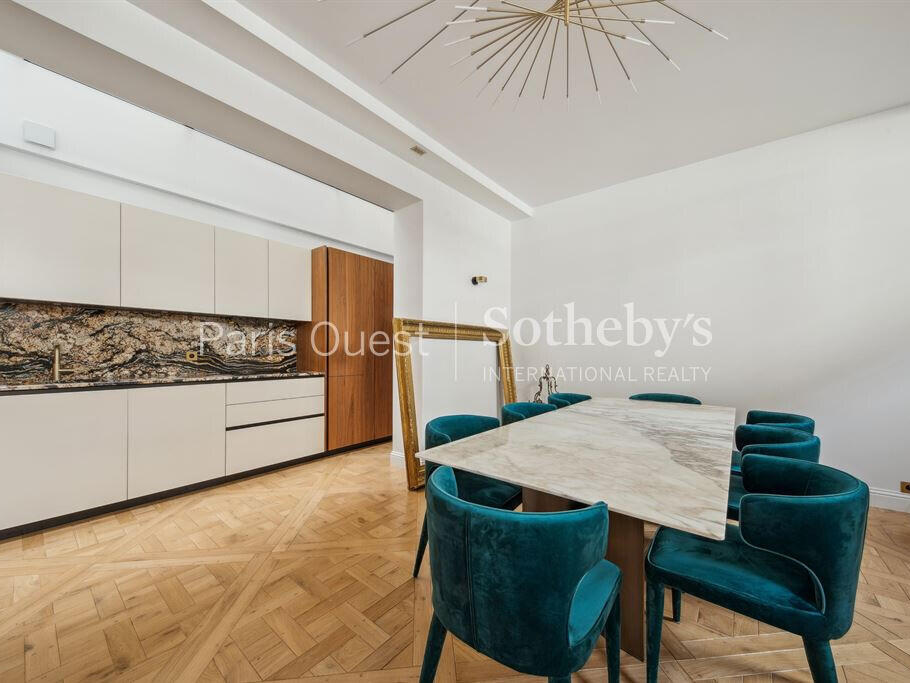 Apartment Paris 7e