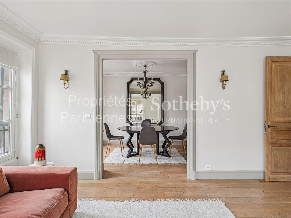 Apartment Paris 7e