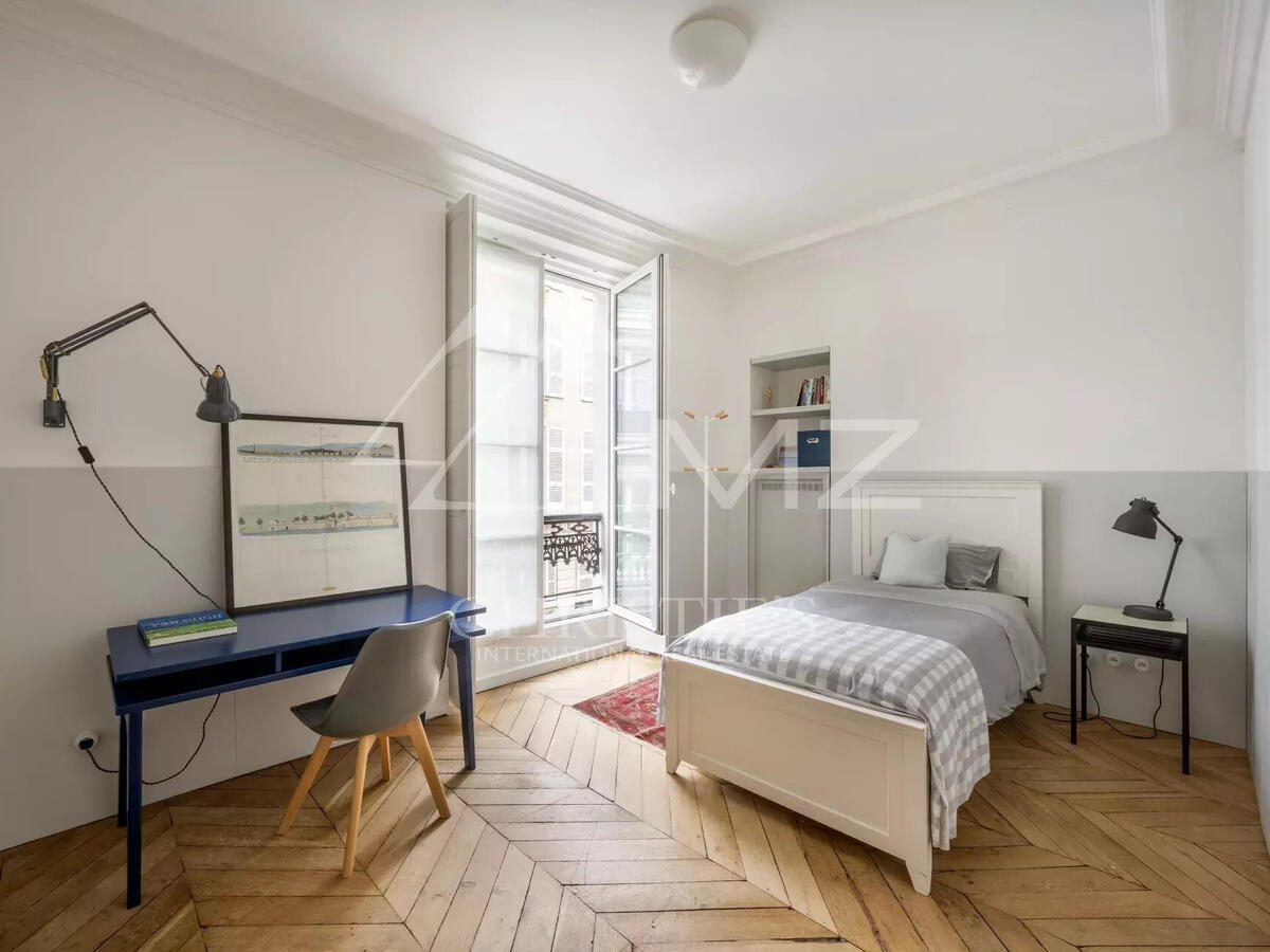 Apartment Paris 7e