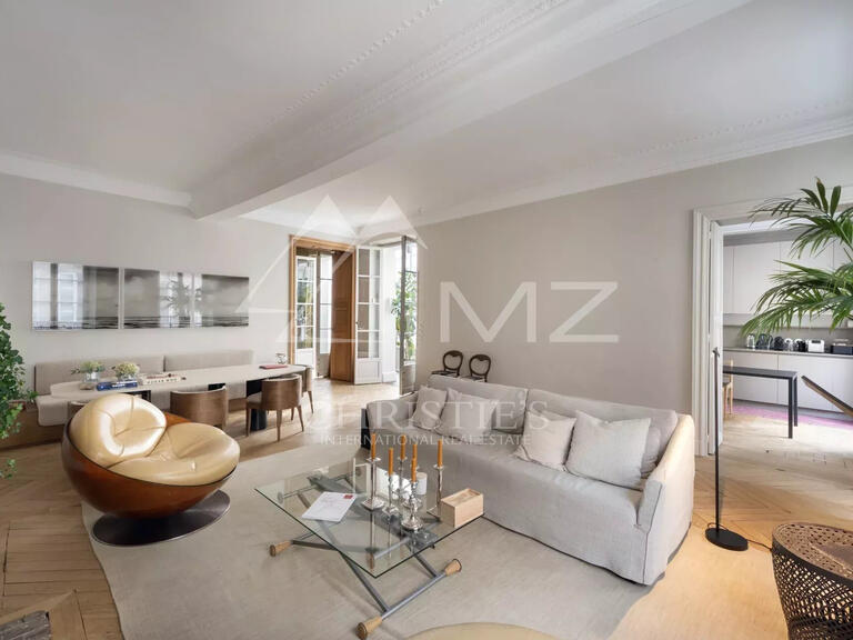 Apartment Paris 7e - 3 bedrooms - 180m²