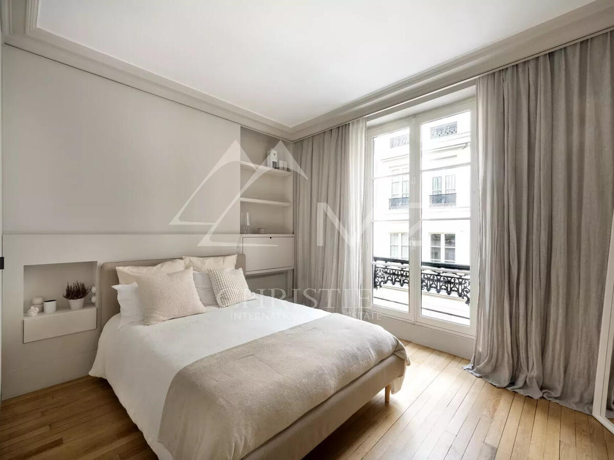 Apartment Paris 7e