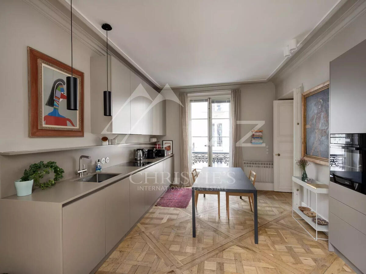 Apartment Paris 7e