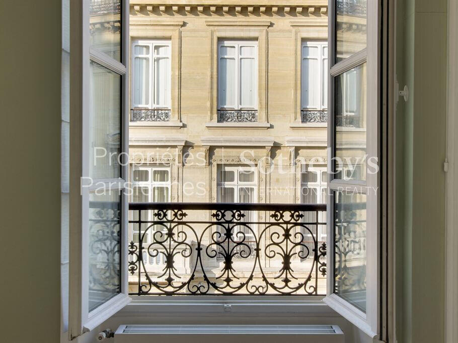 Apartment Paris 7e