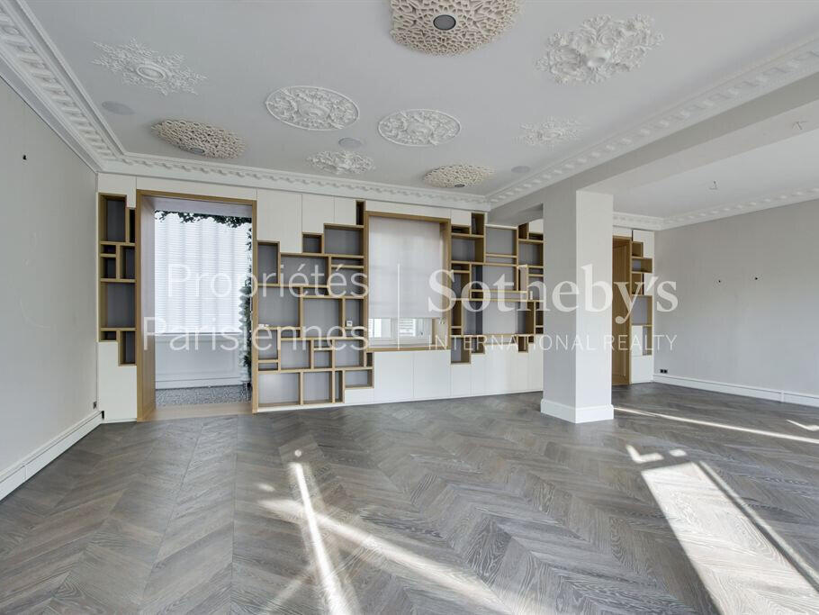 Apartment Paris 7e