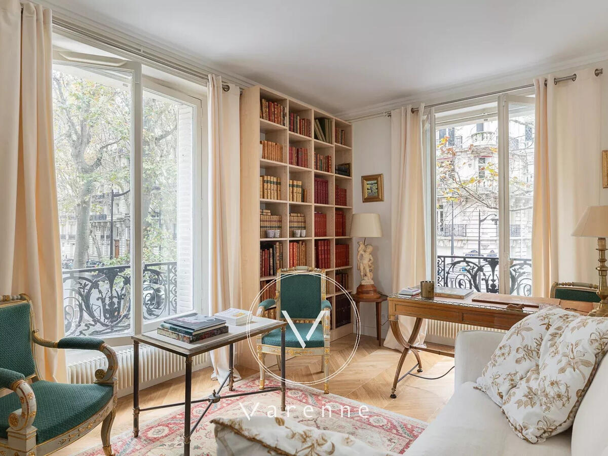 Apartment Paris 7e