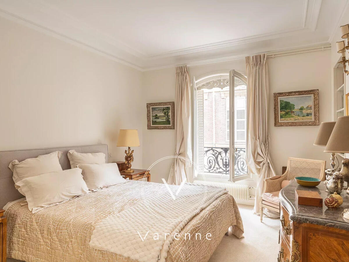 Apartment Paris 7e