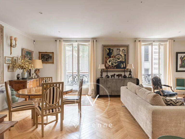 Appartement Paris 7e - 1 chambre - 103m²