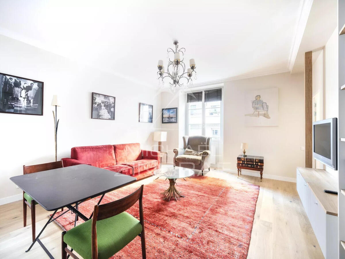 Apartment Paris 7e