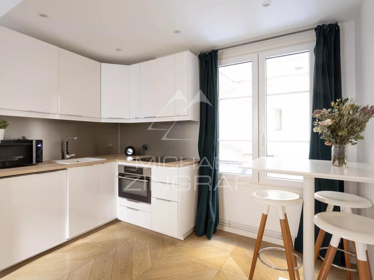 Apartment Paris 7e