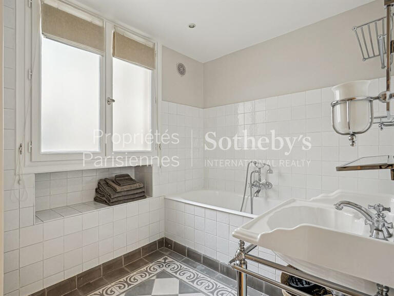 Apartment Paris 7e - 2 bedrooms - 68m²