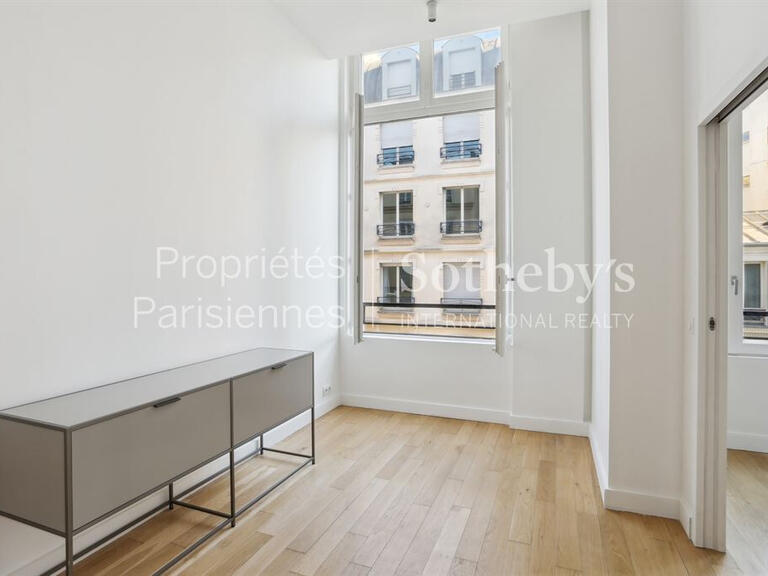 Appartement Paris 7e - 2 chambres - 81m²