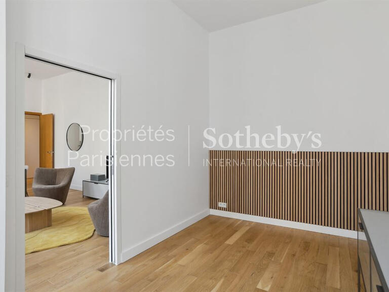 Appartement Paris 7e - 2 chambres - 81m²