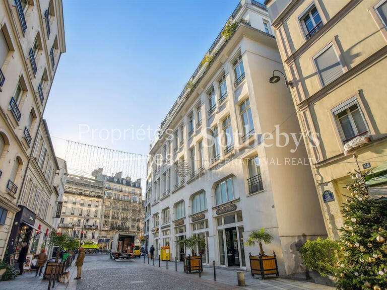 Appartement Paris 7e - 2 chambres - 81m²