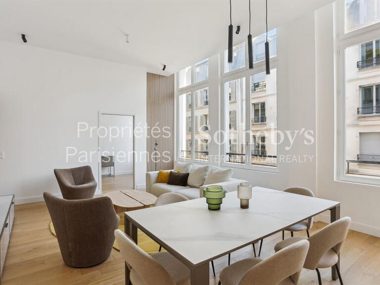 Appartement Paris 7e - 2 chambres - 81m²