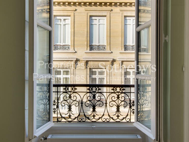 Appartement Paris 7e - 3 chambres - 134m²