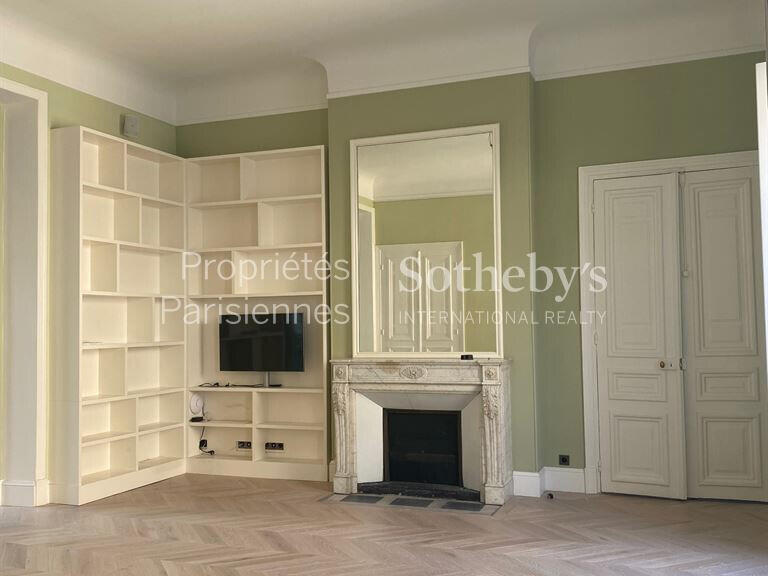 Appartement Paris 7e - 3 chambres - 134m²