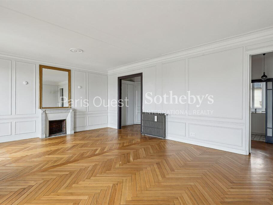 Apartment Paris 7e