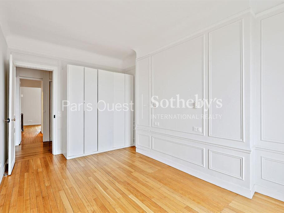 Apartment Paris 7e