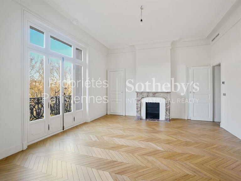 Apartment Paris 7e - 3 bedrooms - 191m²