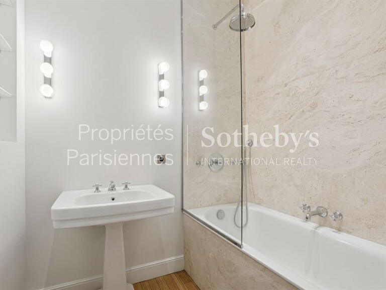 Appartement Paris 7e - 3 chambres - 191m²