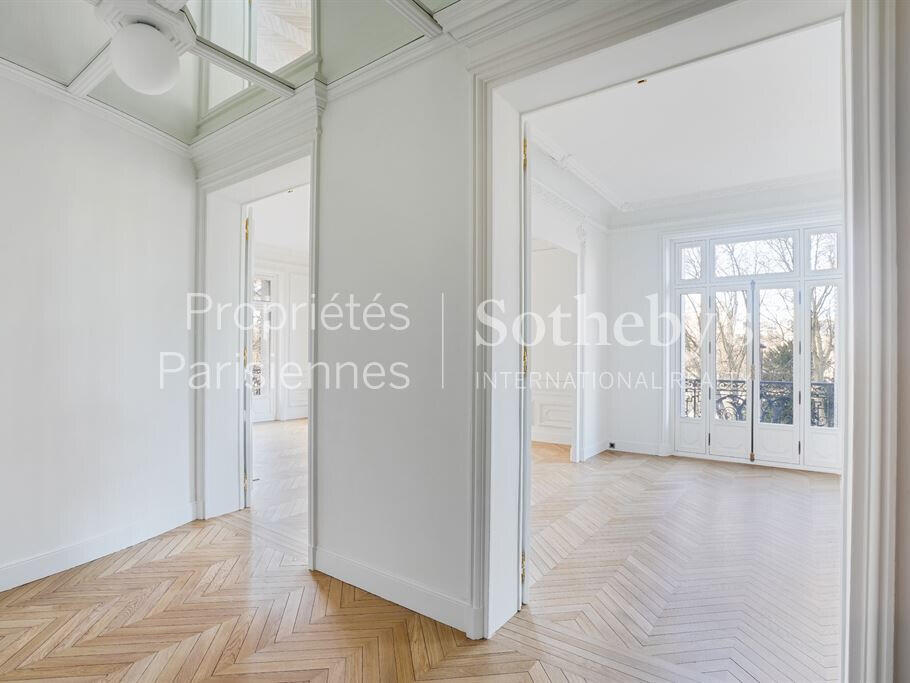 Apartment Paris 7e