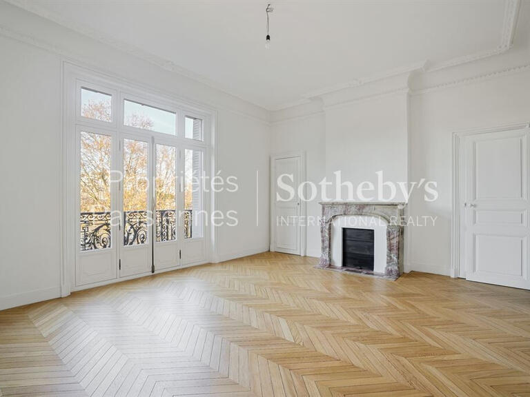 Appartement Paris 7e - 3 chambres - 191m²