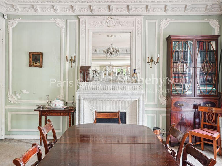 Apartment Paris 7e - 5 bedrooms - 245m²