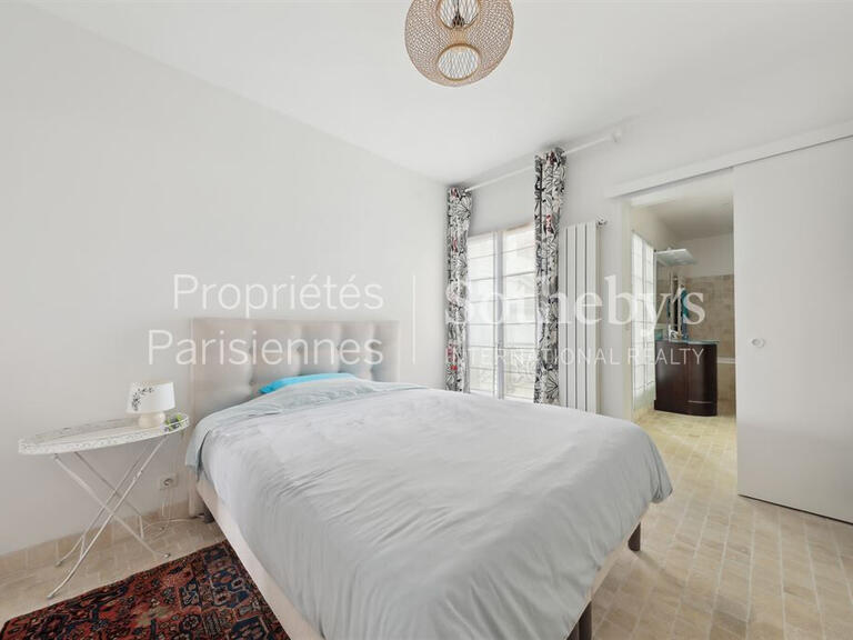 Appartement Paris 7e - 2 chambres - 68m²