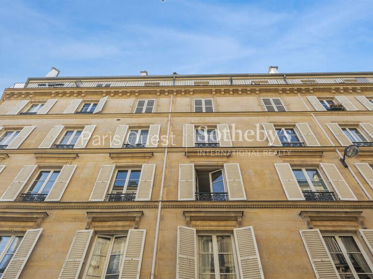 Appartement Paris 8e - 3 chambres - 131m²