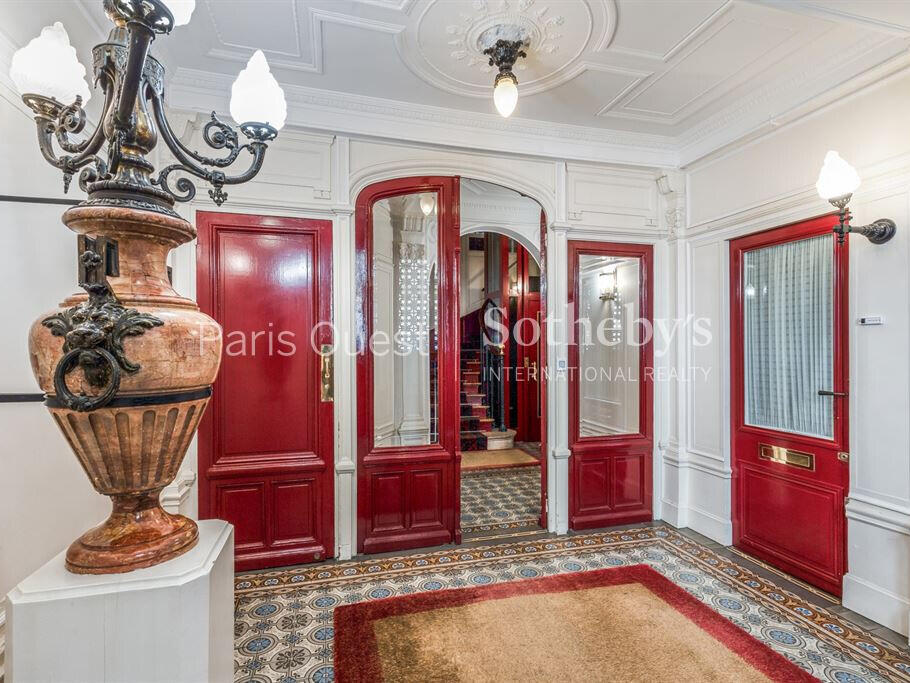 Apartment Paris 8e