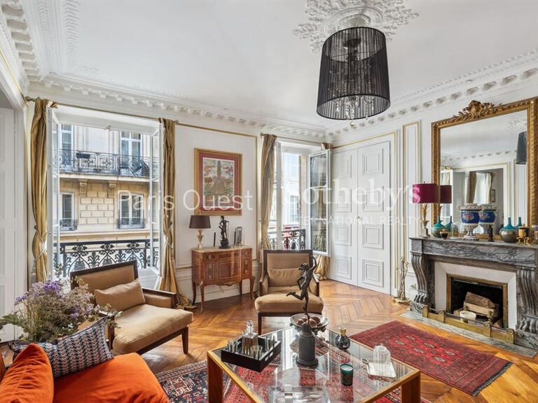 Apartment Paris 8e - 3 bedrooms - 131m²