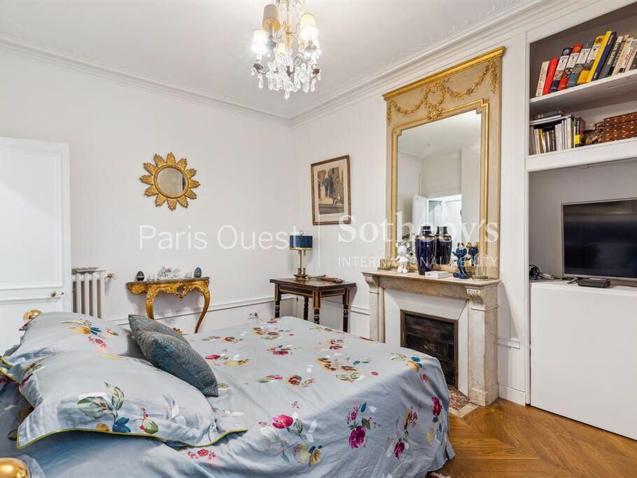 Apartment Paris 8e