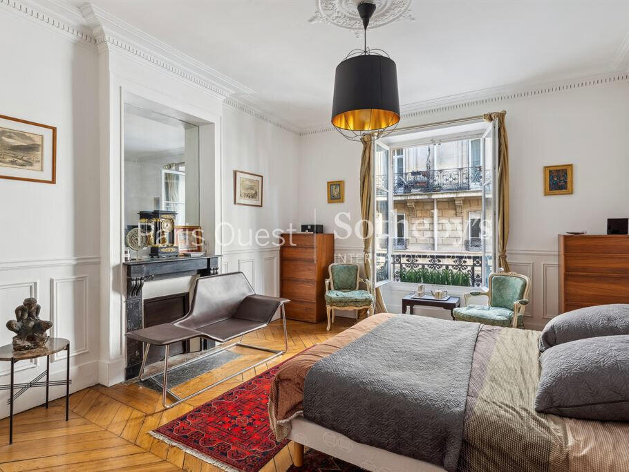 Apartment Paris 8e