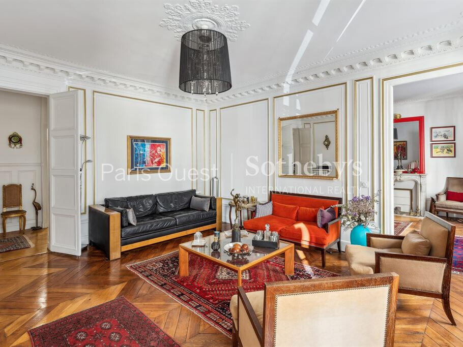 Apartment Paris 8e