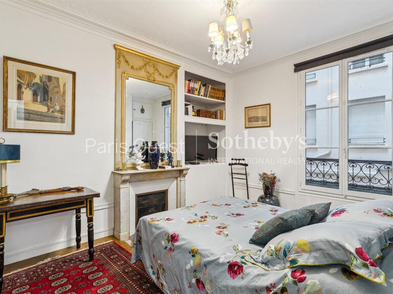 Apartment Paris 8e - 3 bedrooms - 131m²