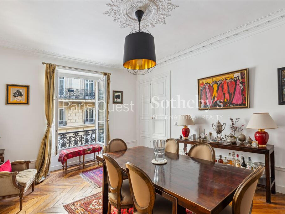 Apartment Paris 8e