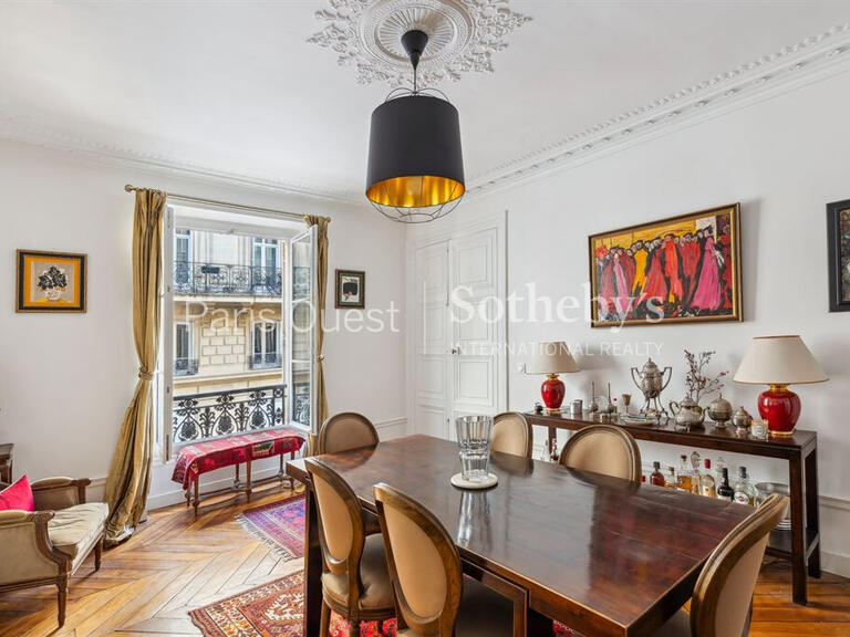 Apartment Paris 8e - 3 bedrooms - 131m²