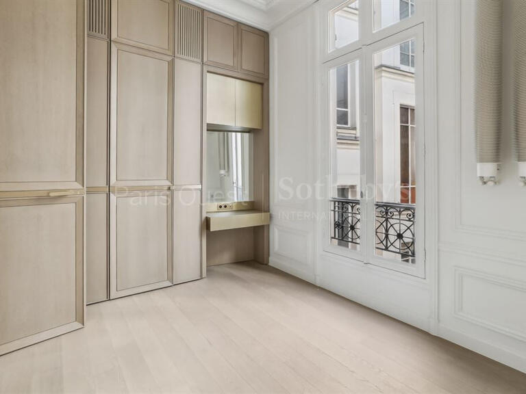 Apartment Paris 8e - 3 bedrooms - 160m²