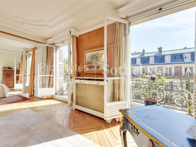 Vente Appartement Paris 8e - 4 chambres