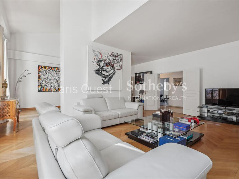 Apartment Paris 8e - 3 bedrooms - 192m²