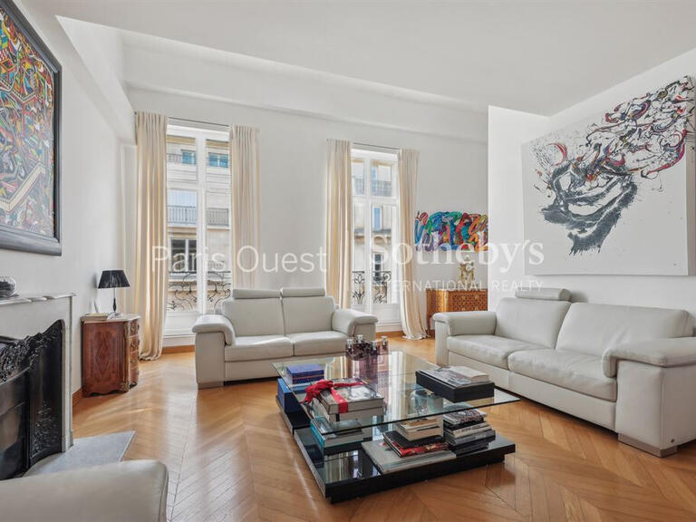 Apartment Paris 8e - 3 bedrooms - 192m²