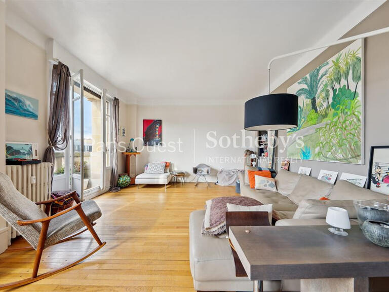 Apartment Paris 8e - 1 bedroom - 77m²