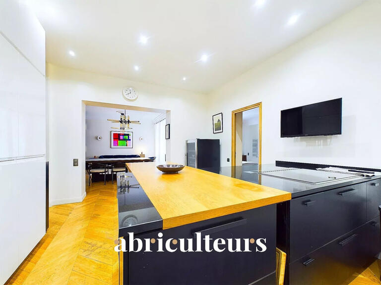 Appartement Paris 8e - 3 chambres - 217m²