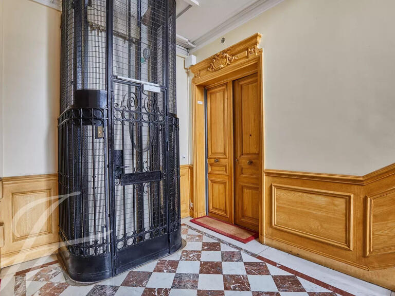 Apartment Paris 8e - 3 bedrooms - 133m²