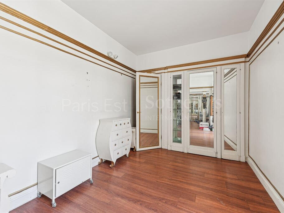 Apartment Paris 8e