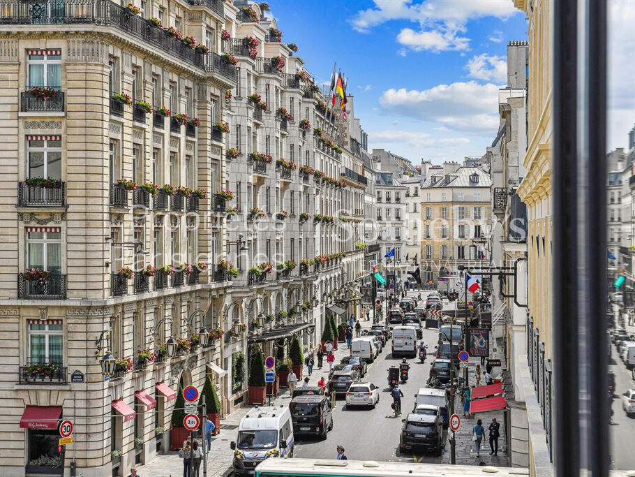 Apartment Paris 8e