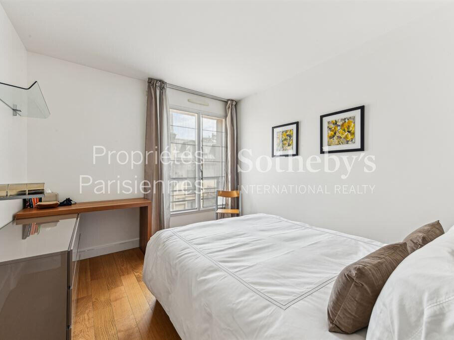 Apartment Paris 8e