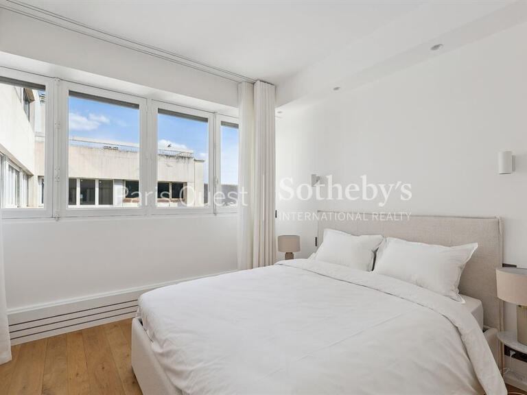 Sale Apartment Paris 8e - 3 bedrooms